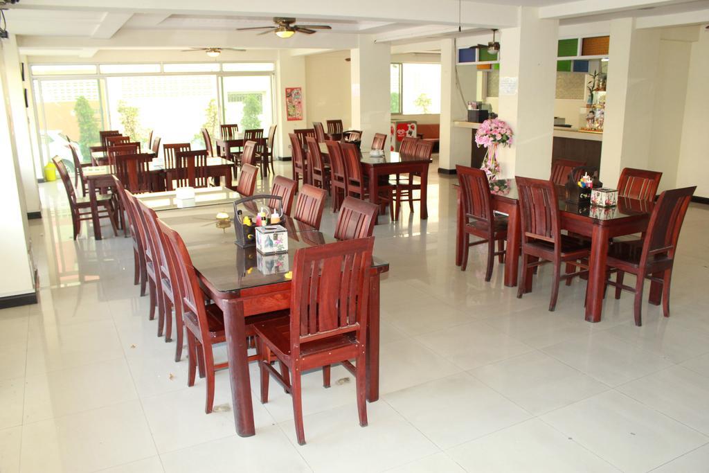 Siwalai City Place Pattaya Bagian luar foto